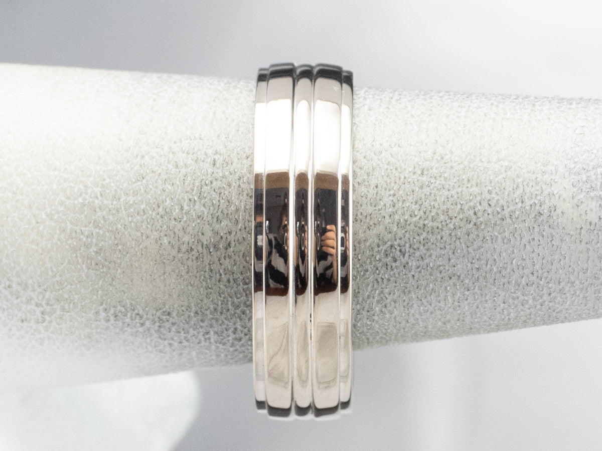 Unisex White Gold Lined Band
