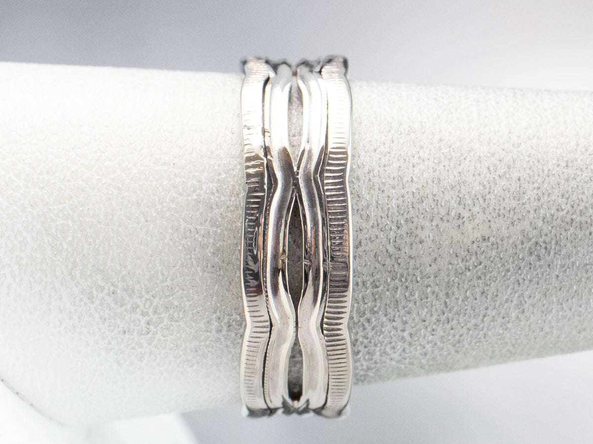 Pierced White Gold Scalloped Pattern Band