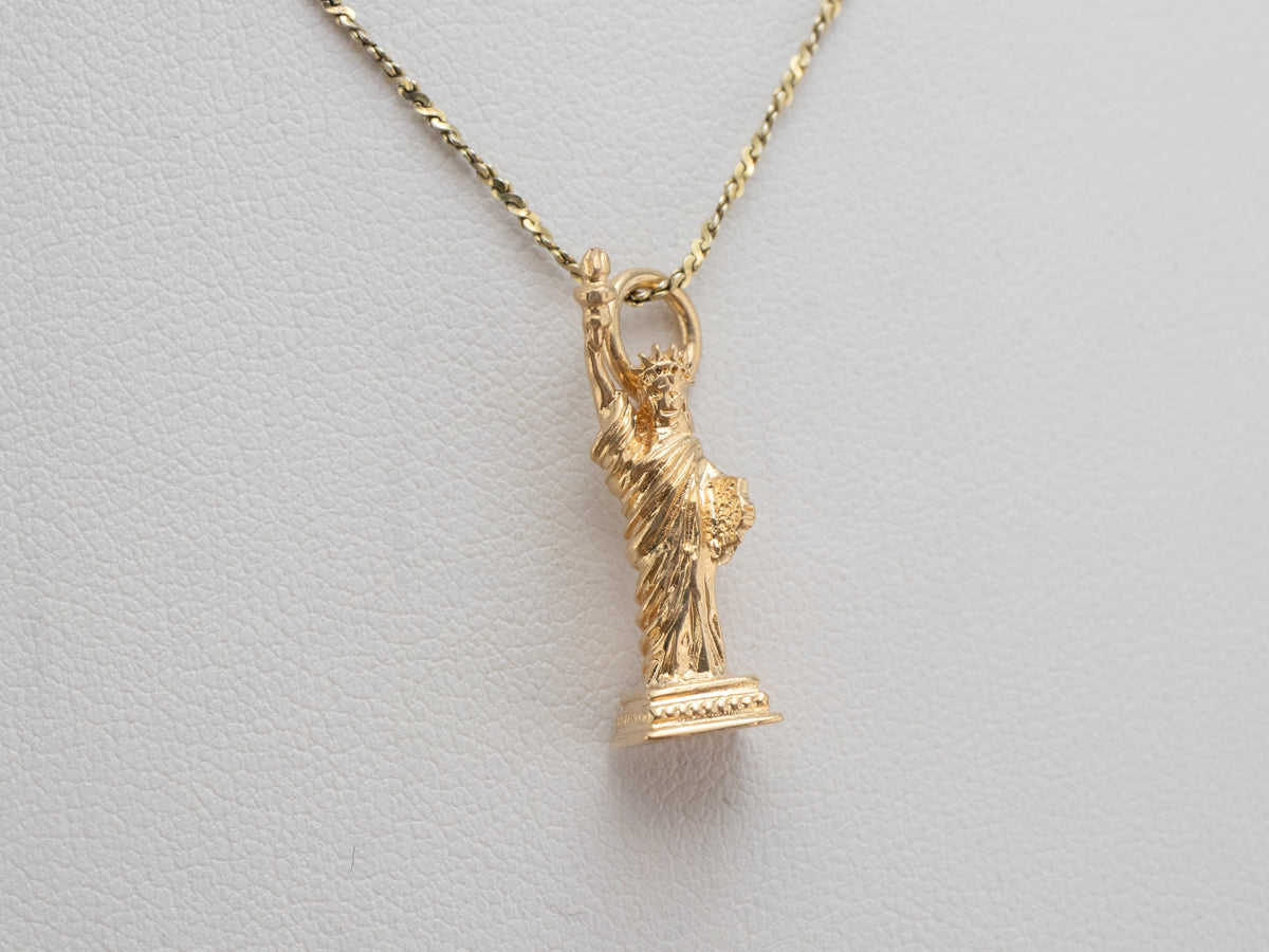 14K Gold Statue of Liberty Charm