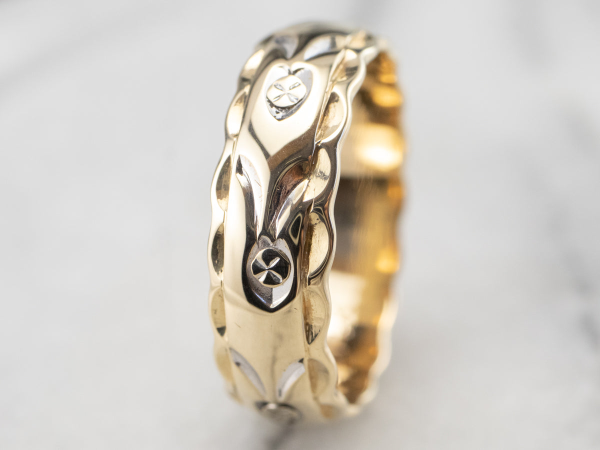 Vintage Scalloped Two Tone Gold Wedding Band
