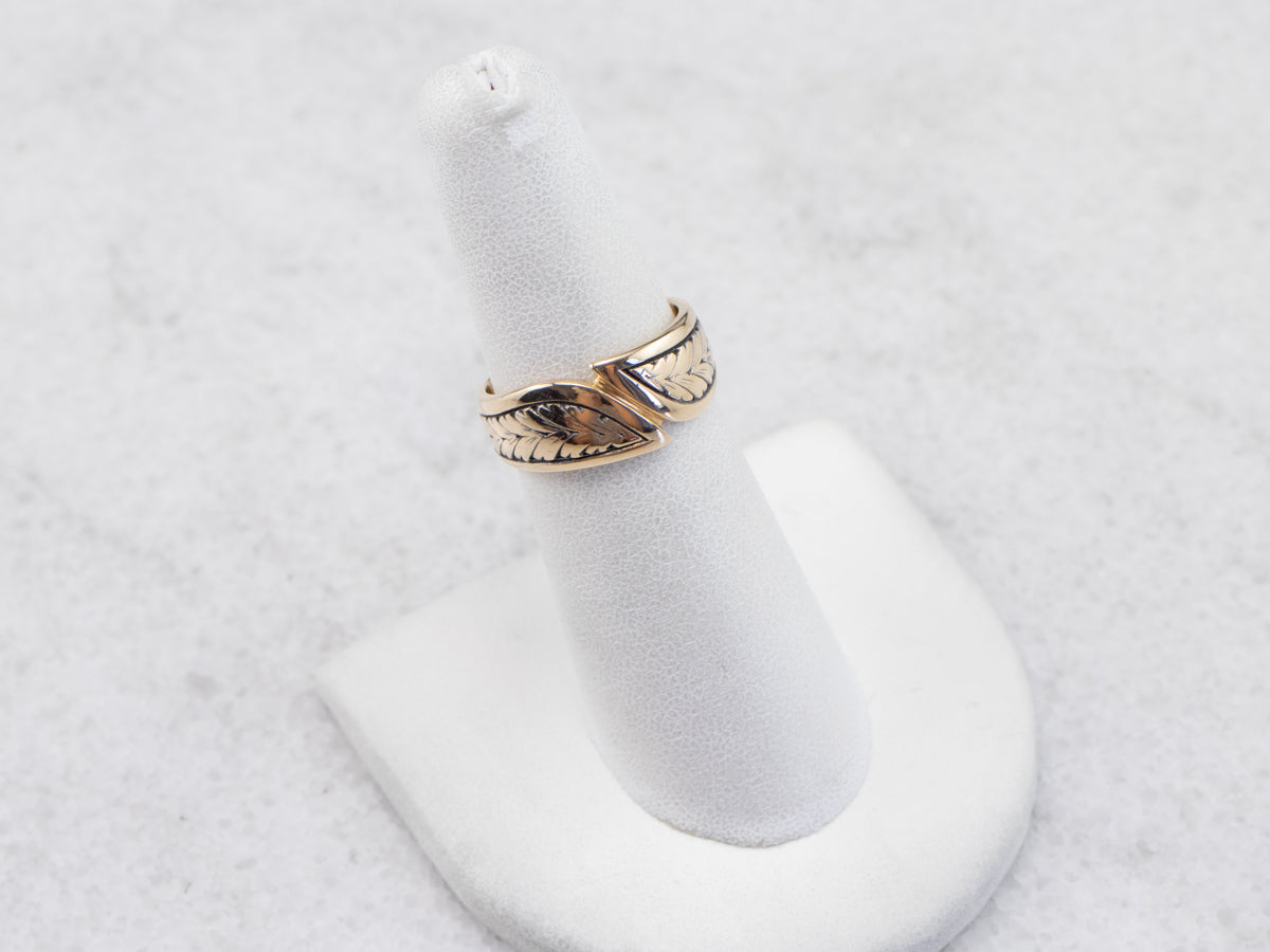 Vintage Patterned Bypass Style Gold Band