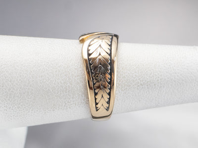Vintage Patterned Bypass Style Gold Band