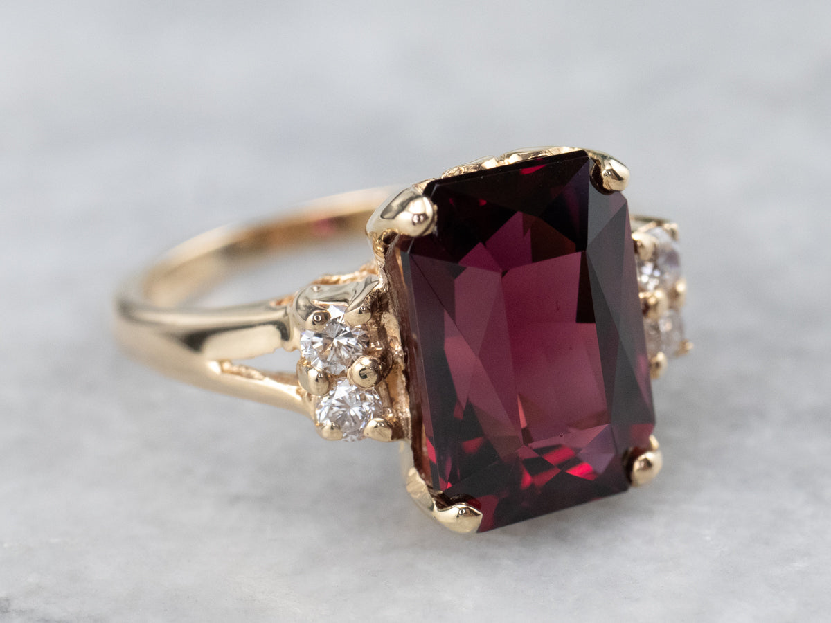 Vintage Garnet Diamond and Gold Ring