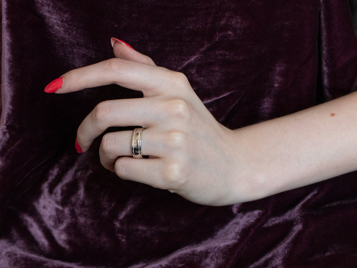 Unisex Art Carved 14K White Gold Band