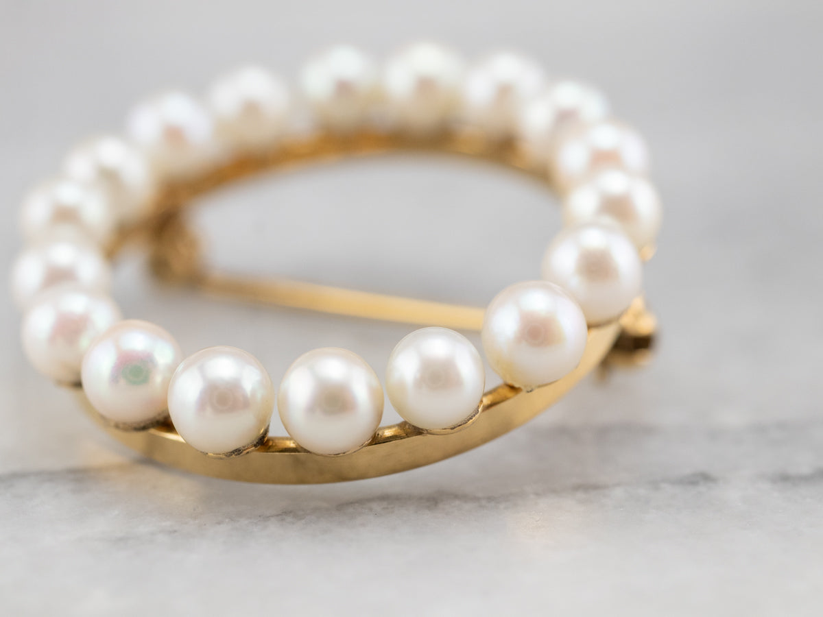 Vintage Pearl Gold Circle Brooch