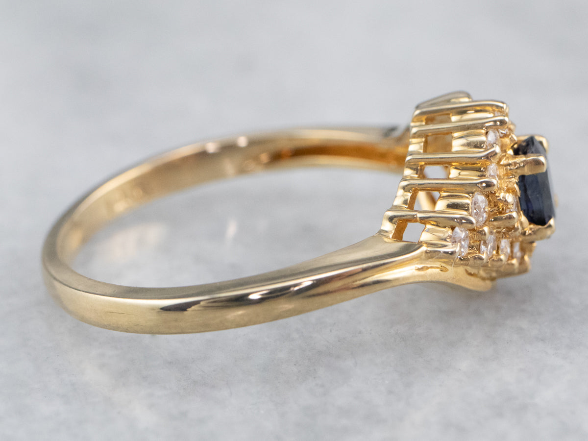 Anillo bypass de zafiro y diamantes