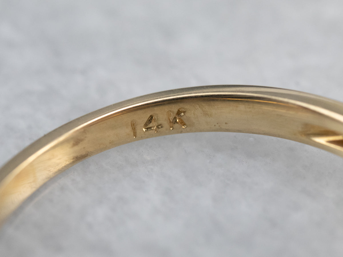 Anillo bypass de zafiro y diamantes