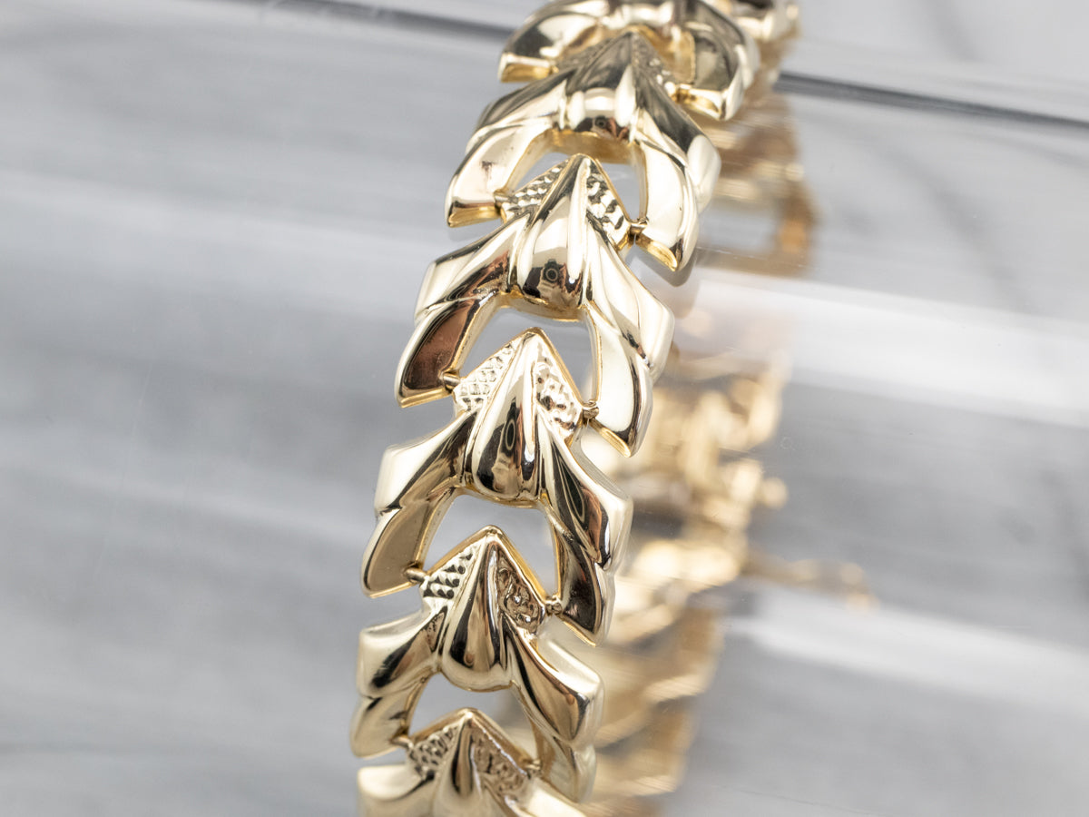 Pulsera de eslabones de chevrón de oro de 14 quilates