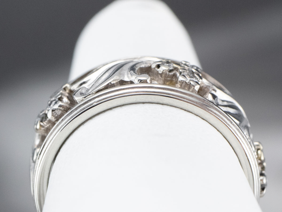 Anillo de diamantes botánicos de oro blanco