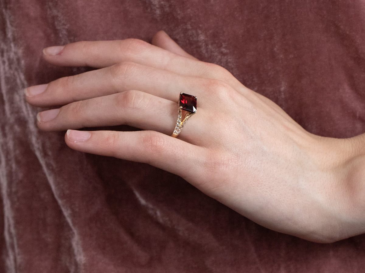 Pyrope Garnet and Diamond 18K Gold Ring