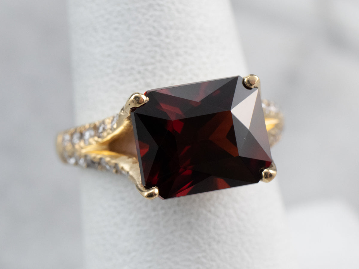 Pyrope Garnet and Diamond 18K Gold Ring