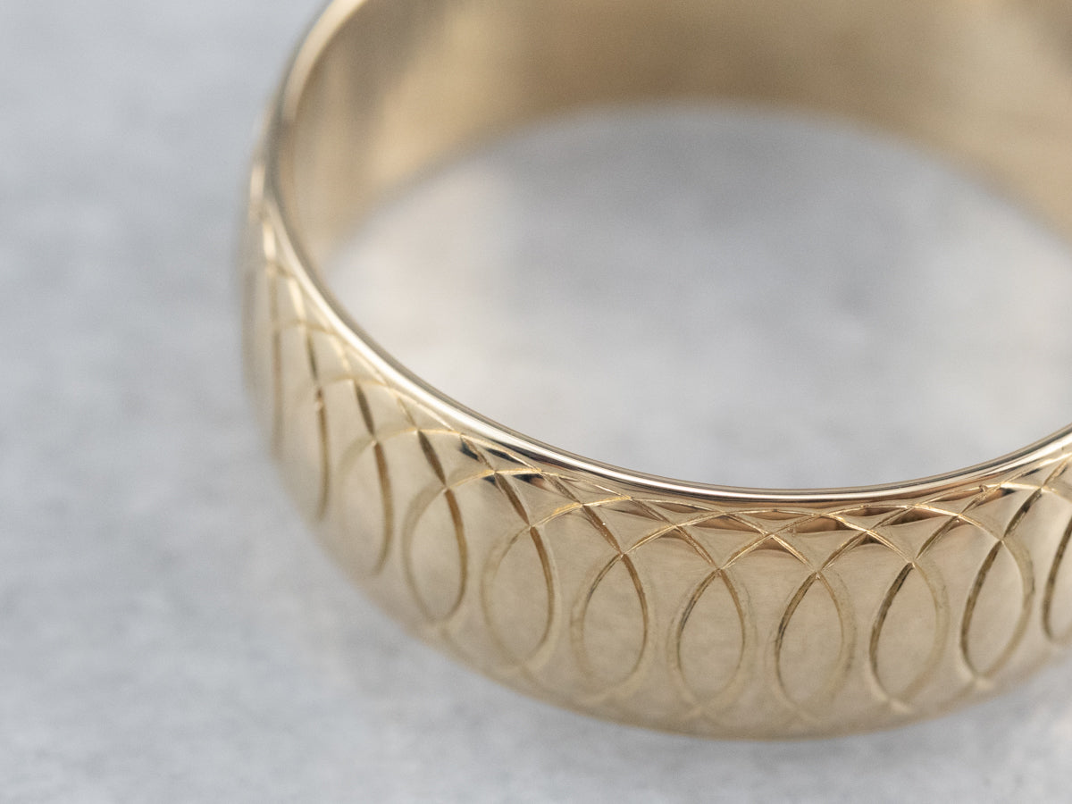 Vintage Gold Looping Pattern Band