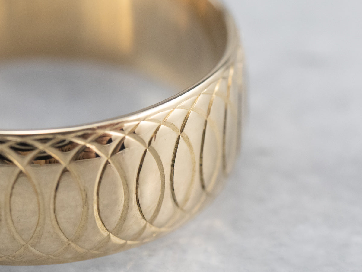 Vintage Gold Looping Pattern Band