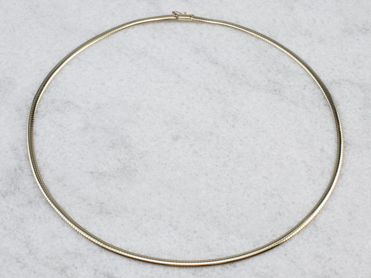 Collar Cadena Plana Omega Oro