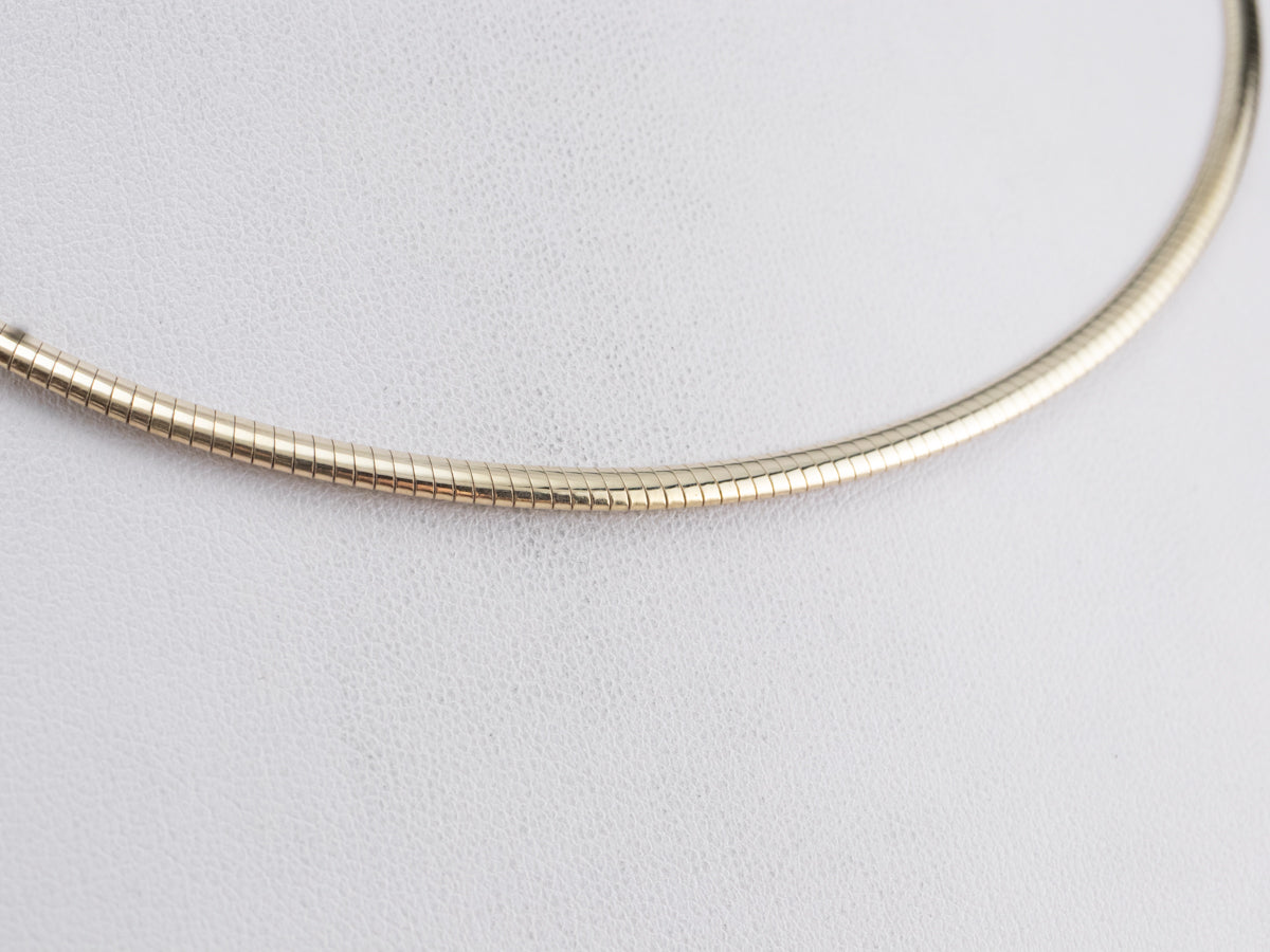 Collar Cadena Plana Omega Oro