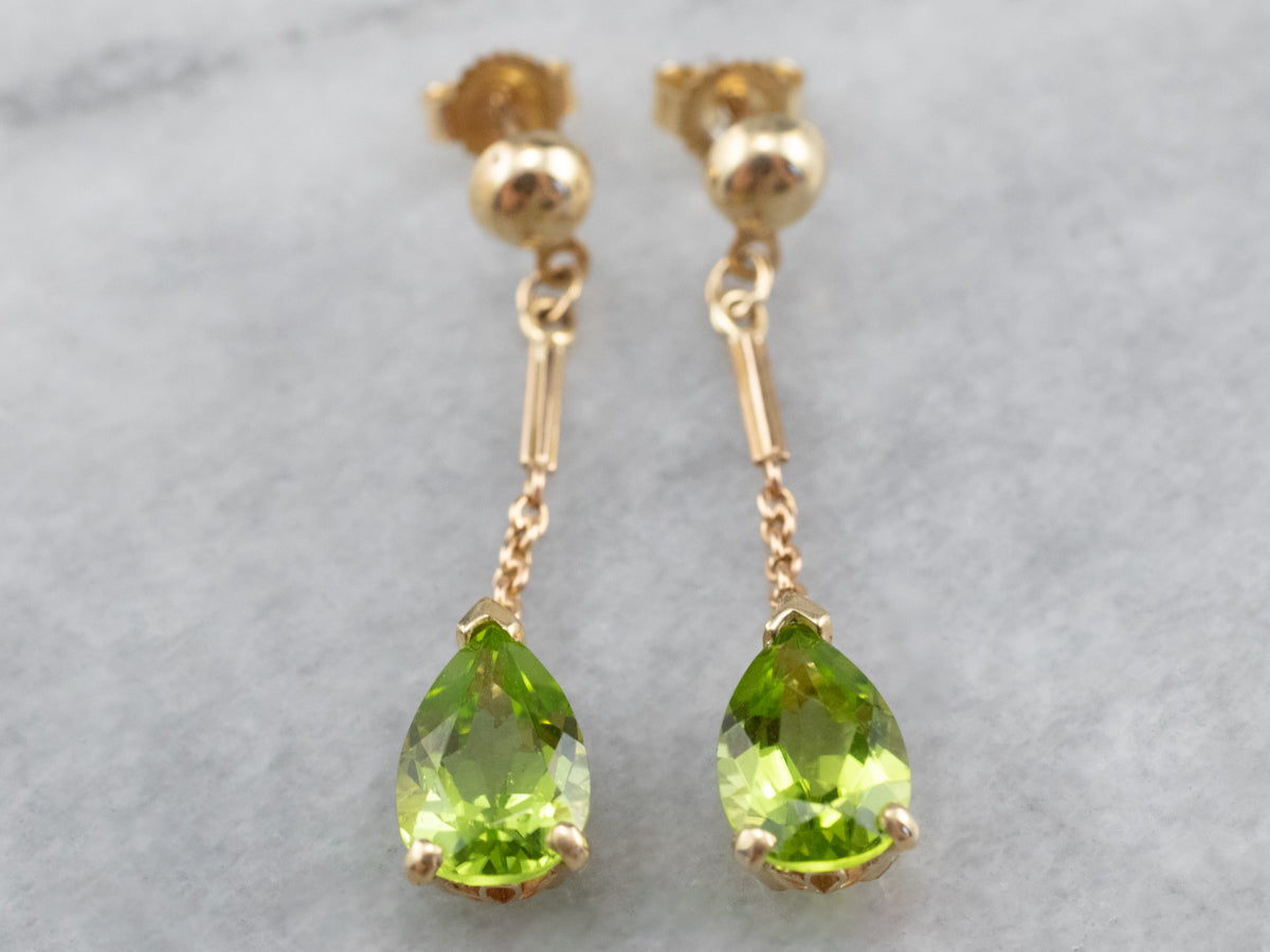 Pendientes colgantes de cadena de oro con peridoto