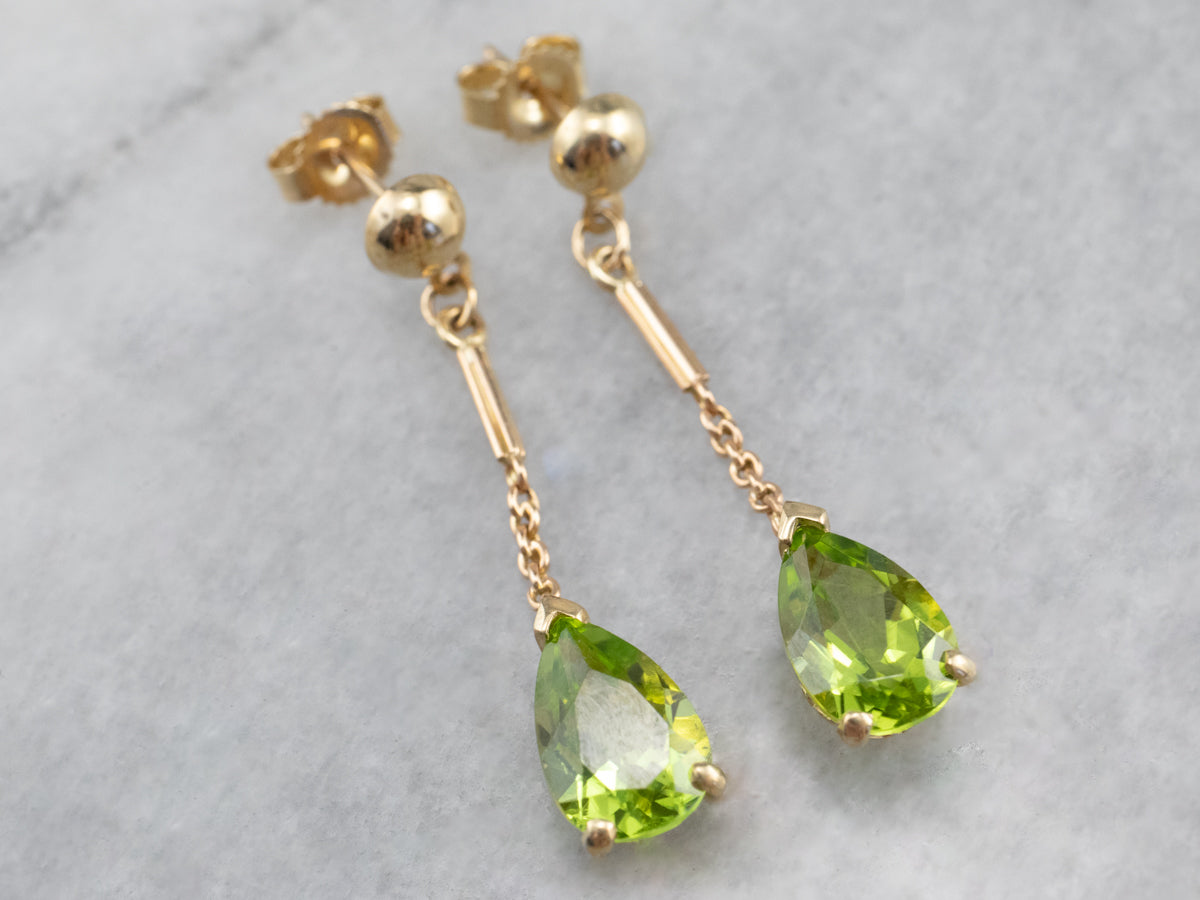 Pendientes colgantes de cadena de oro con peridoto