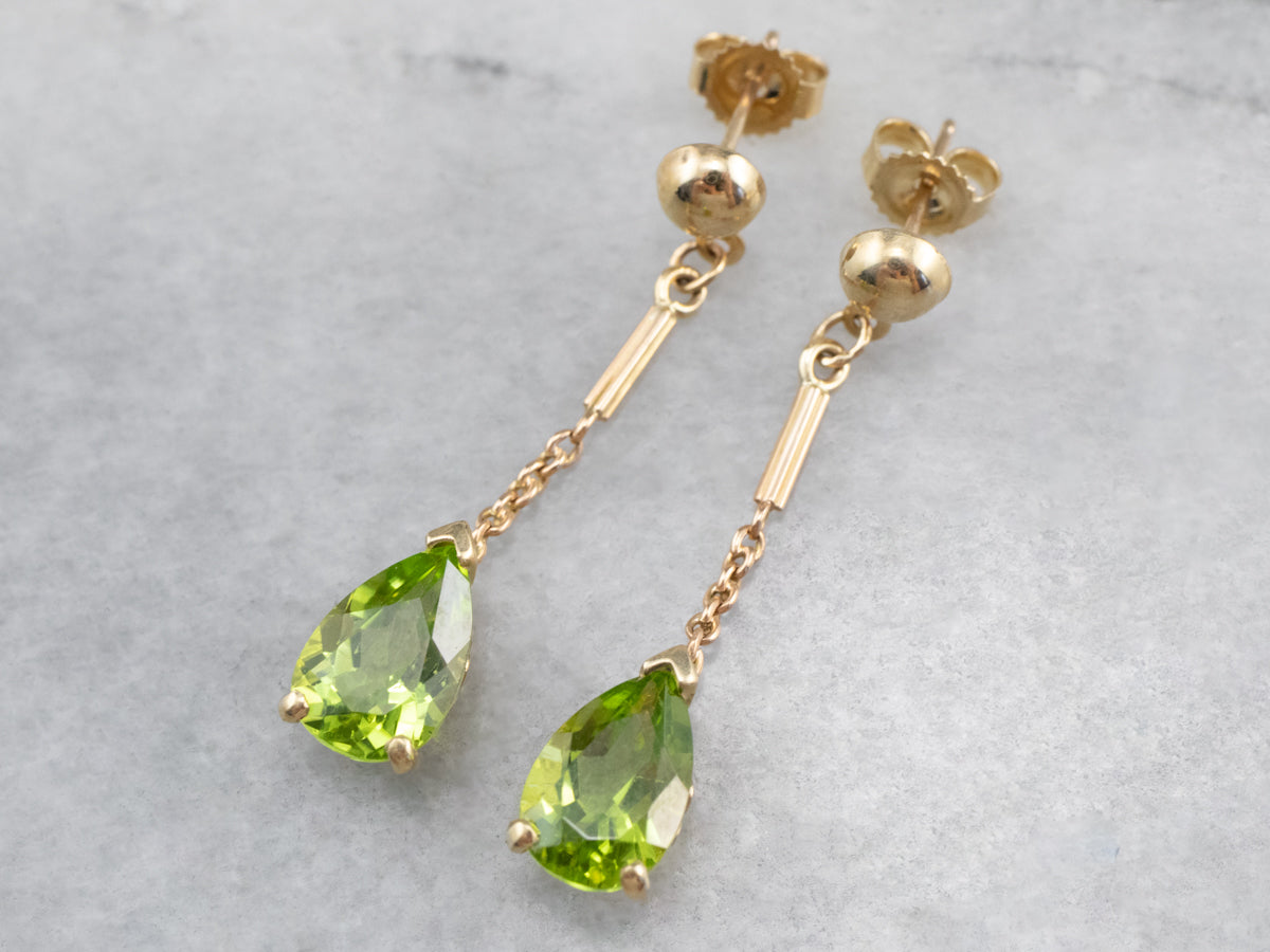 Pendientes colgantes de cadena de oro con peridoto