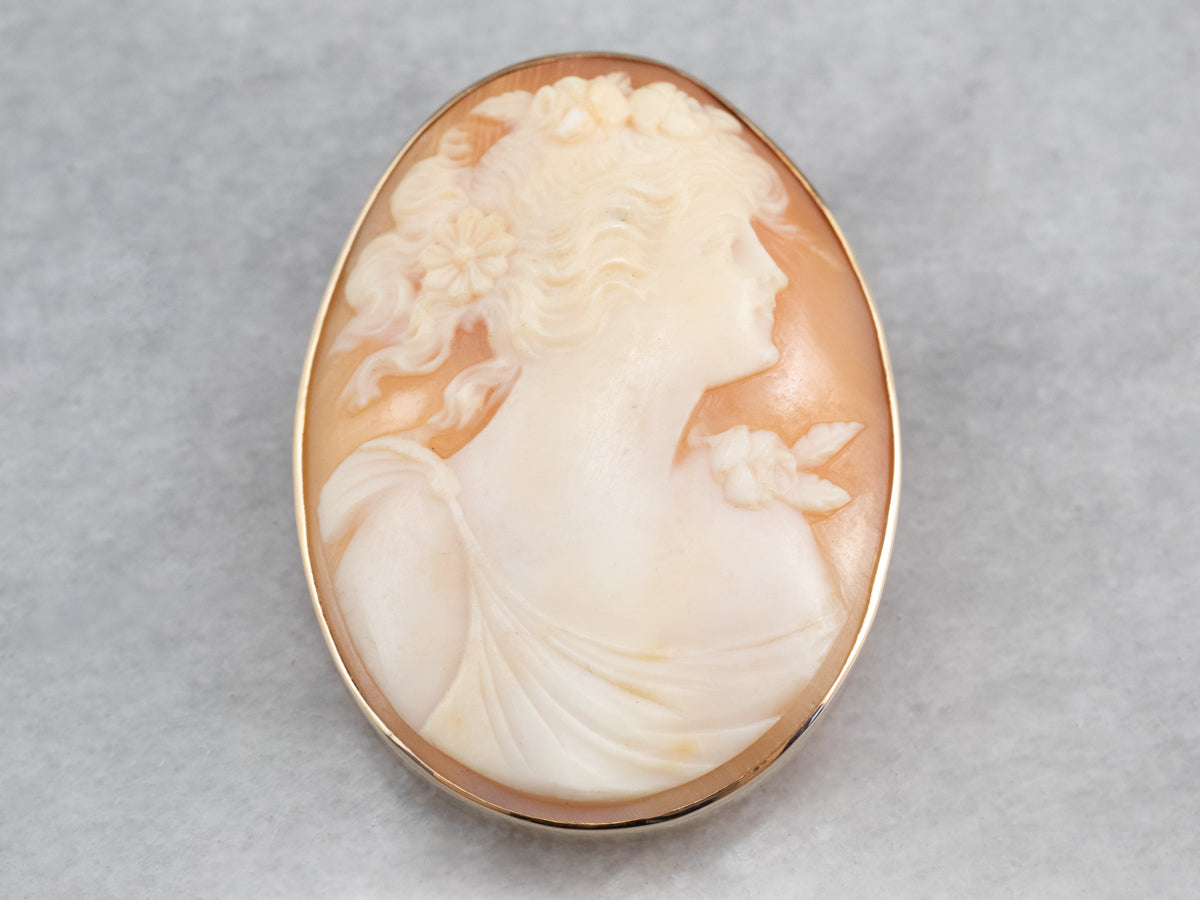 Vintage Gold Cameo Pendant or Pin