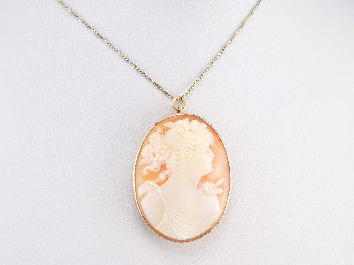 Vintage Gold Cameo Pendant or Pin