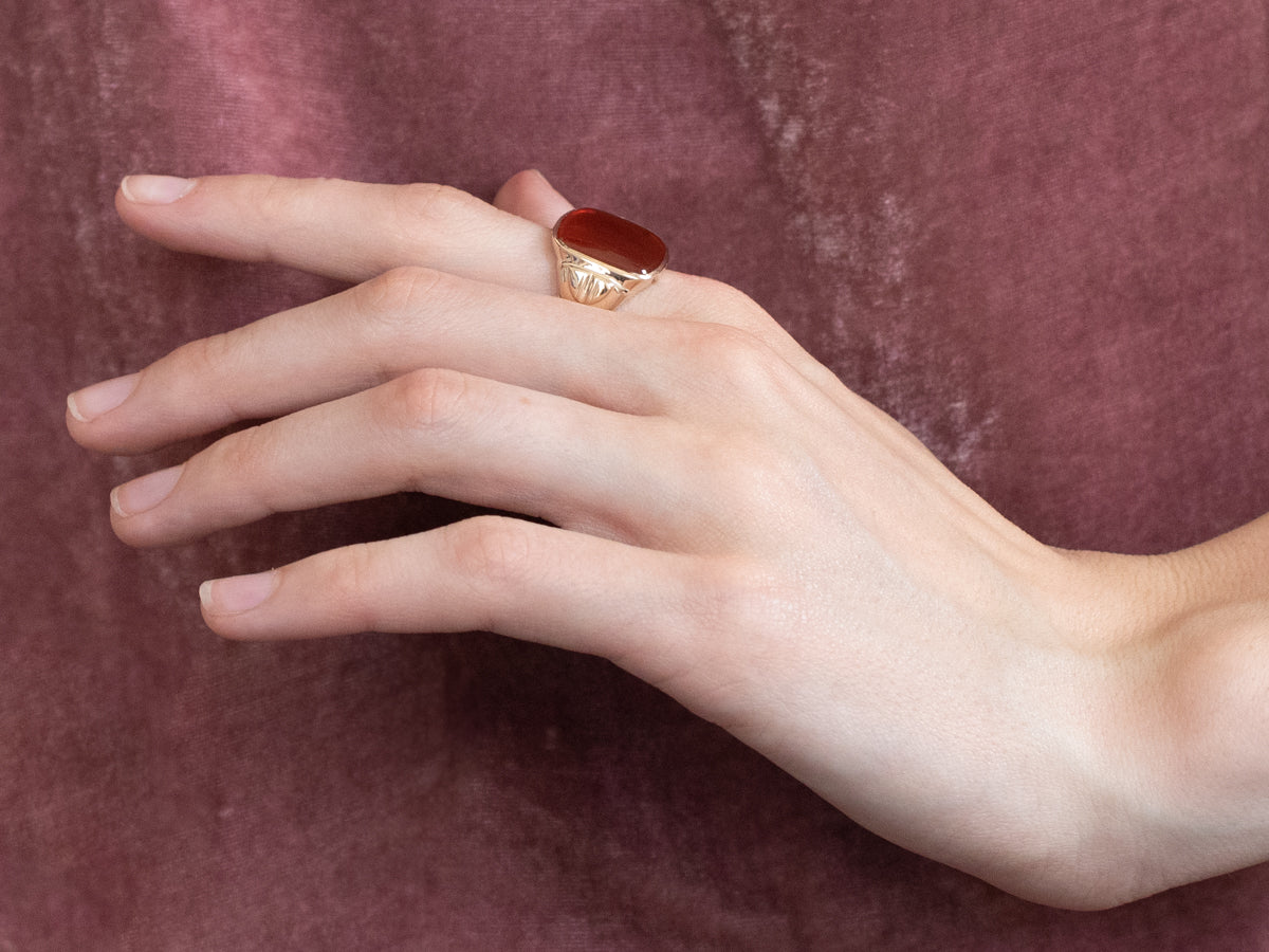 Gold Retro Era Men's Carnelian Ring