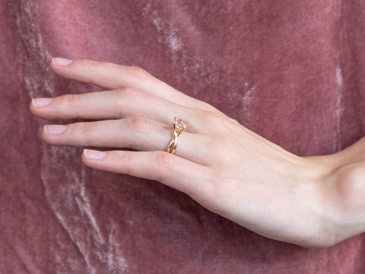 18K Gold Morganite and Diamond Ring
