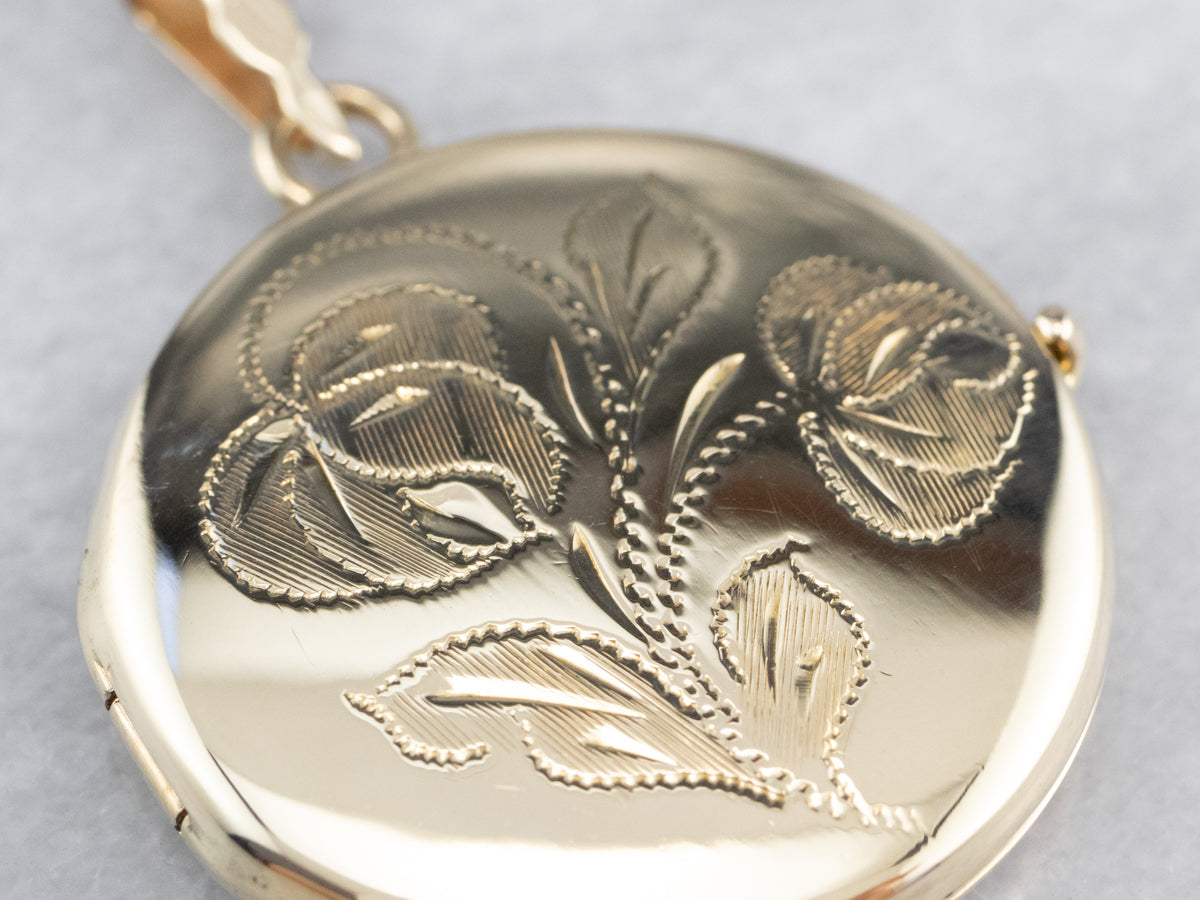 Etched Retro Era Round Gold Locket