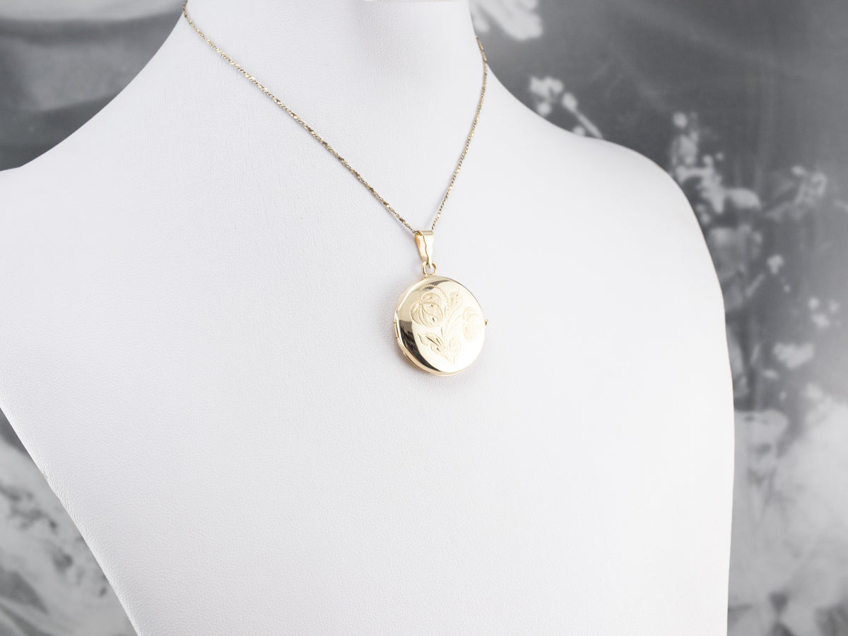 Etched Retro Era Round Gold Locket