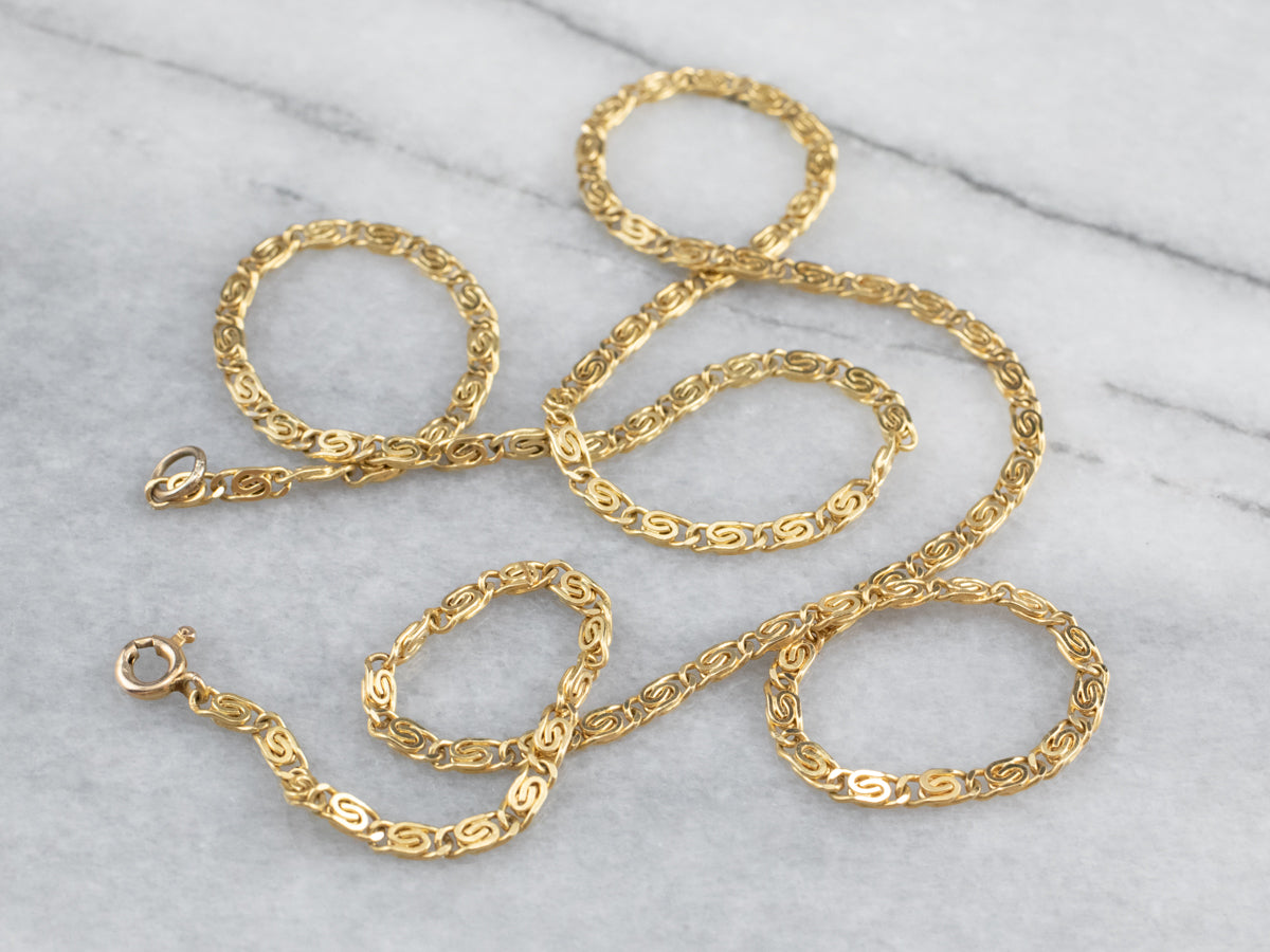 Collar de cadena de pergamino de oro de 14 quilates