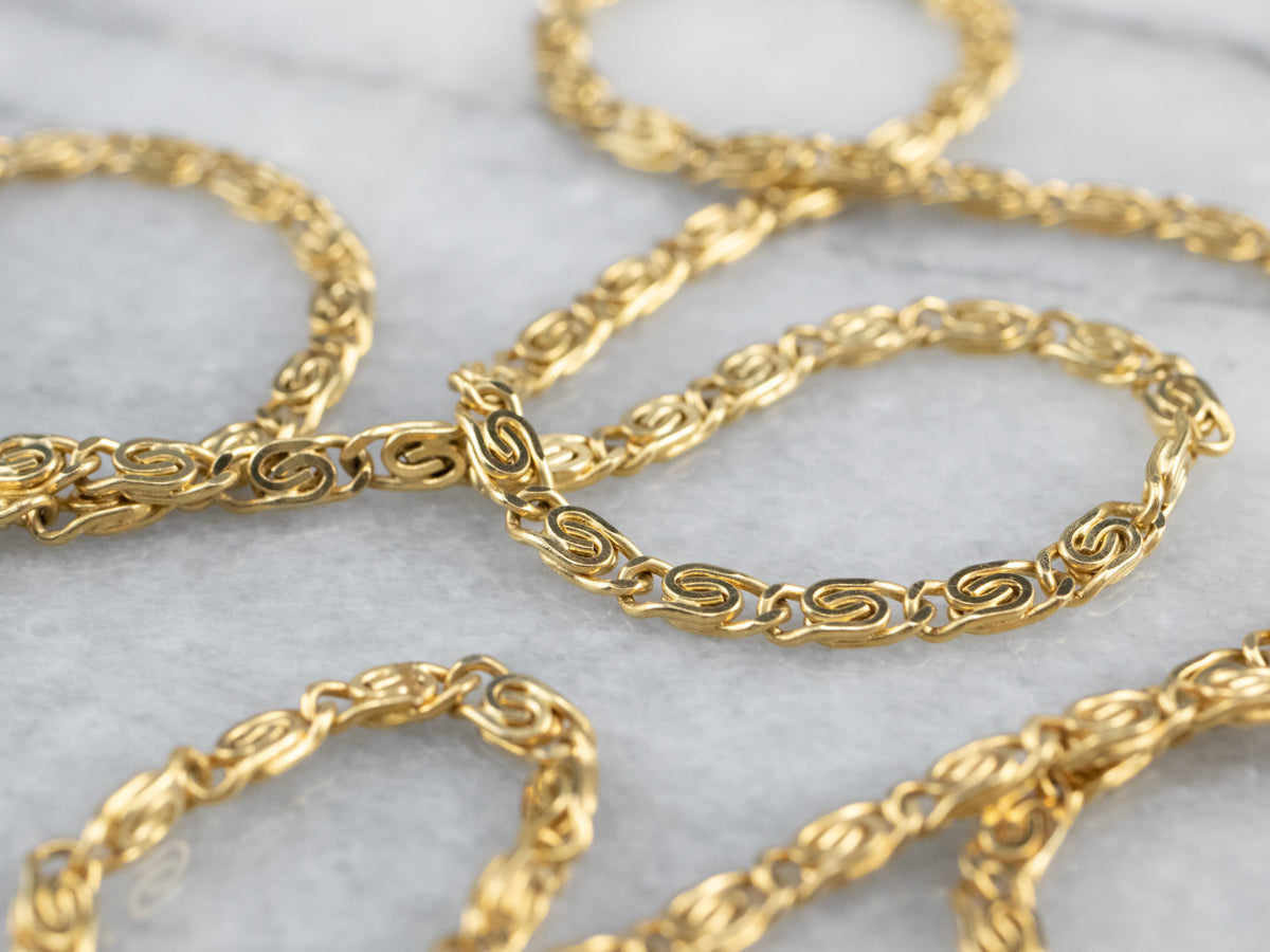 Collar de cadena de pergamino de oro de 14 quilates