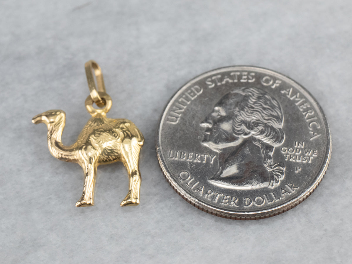 Vintage 18K Gold Camel Charm