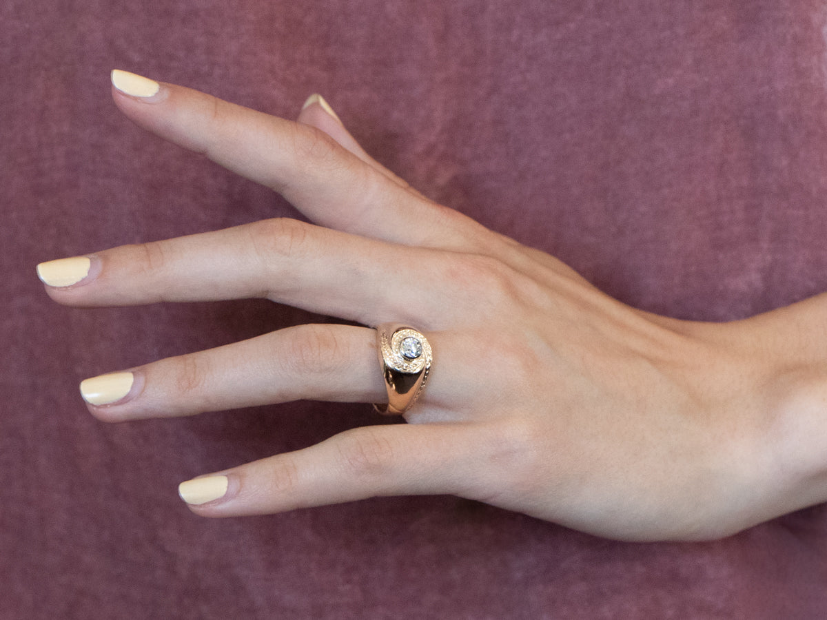 Anillo unisex de diamantes con talla de mina antigua