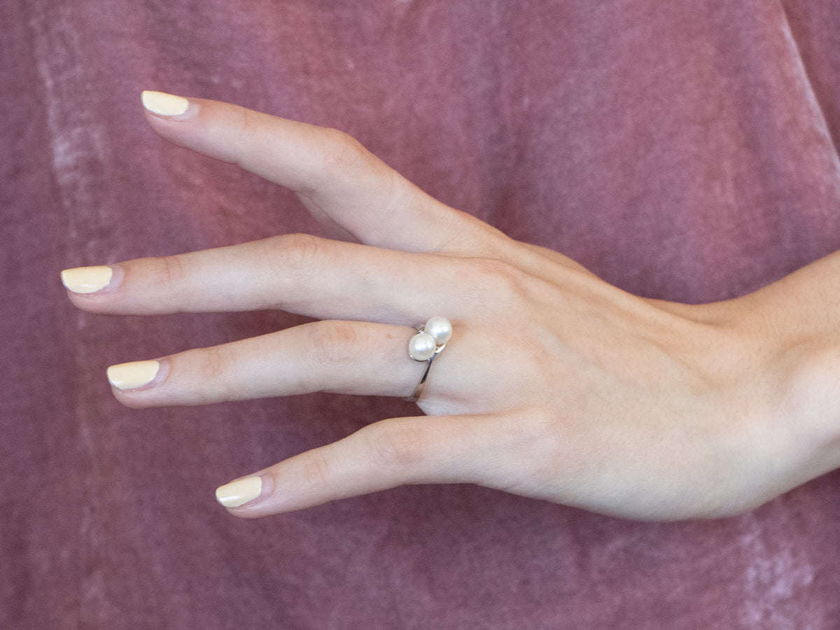 Simple Pearl Bypass Ring