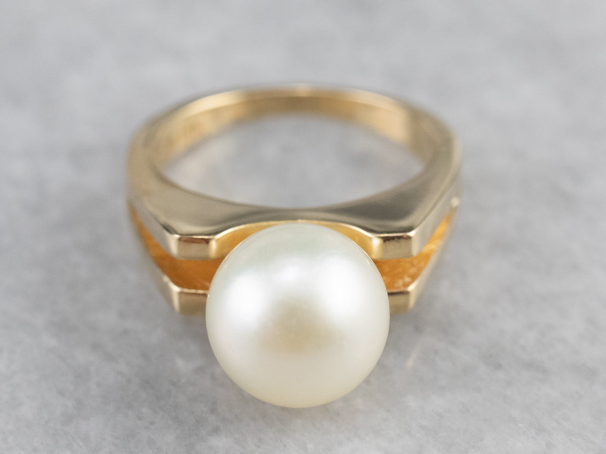 Sleek Vintage Pearl Solitaire Ring