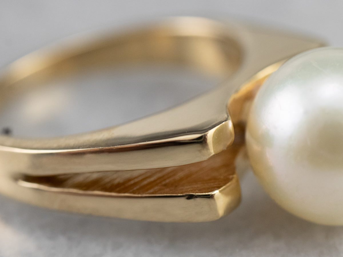 Sleek Vintage Pearl Solitaire Ring