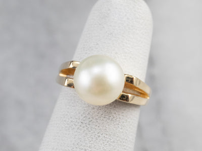 Sleek Vintage Pearl Solitaire Ring
