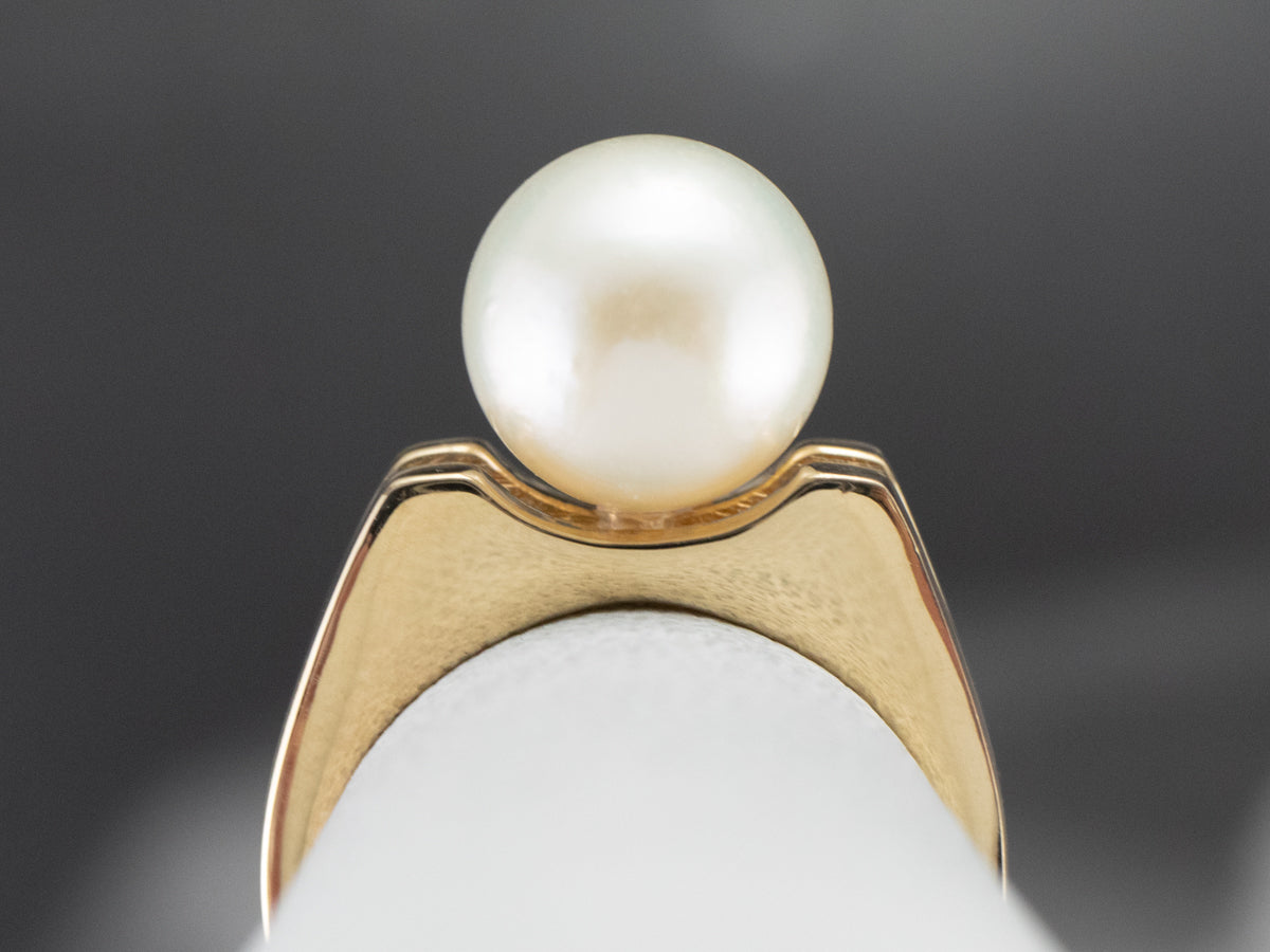 Sleek Vintage Pearl Solitaire Ring