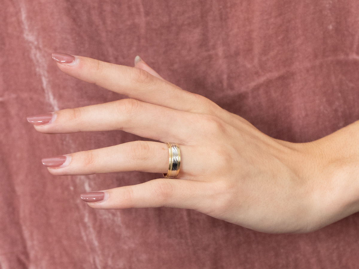 Platinum 18K Gold Patterned Wedding Band