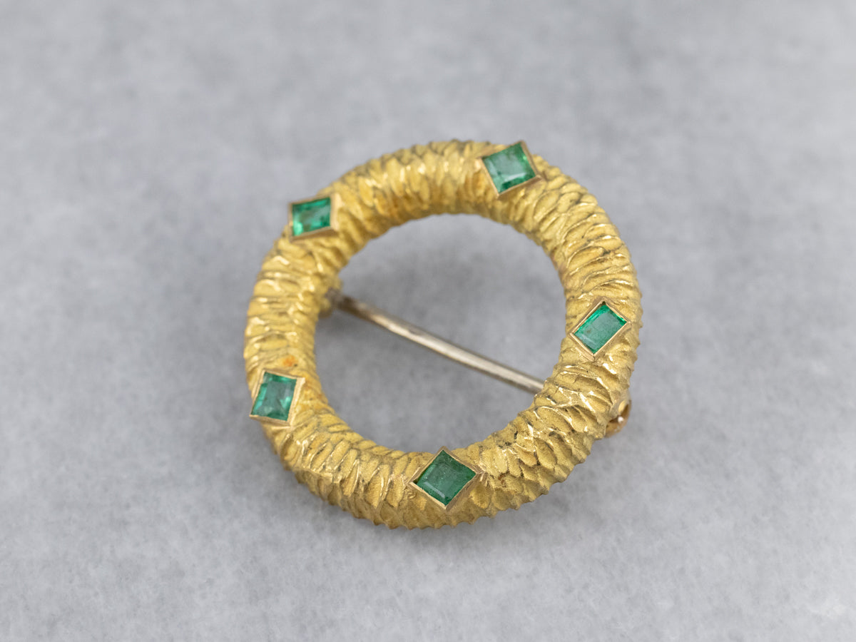 Yellow 18K Gold Emerald Circle Pin