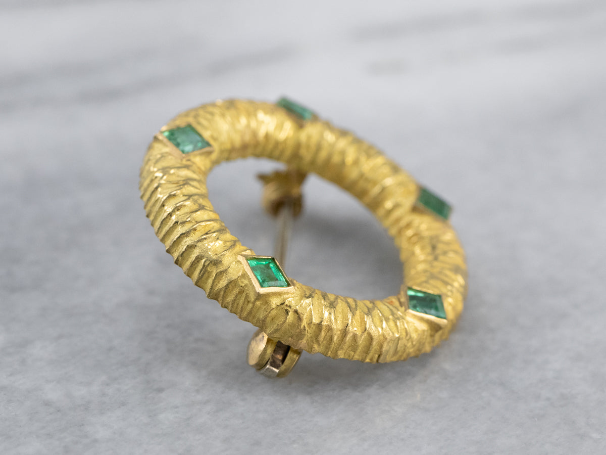 Yellow 18K Gold Emerald Circle Pin