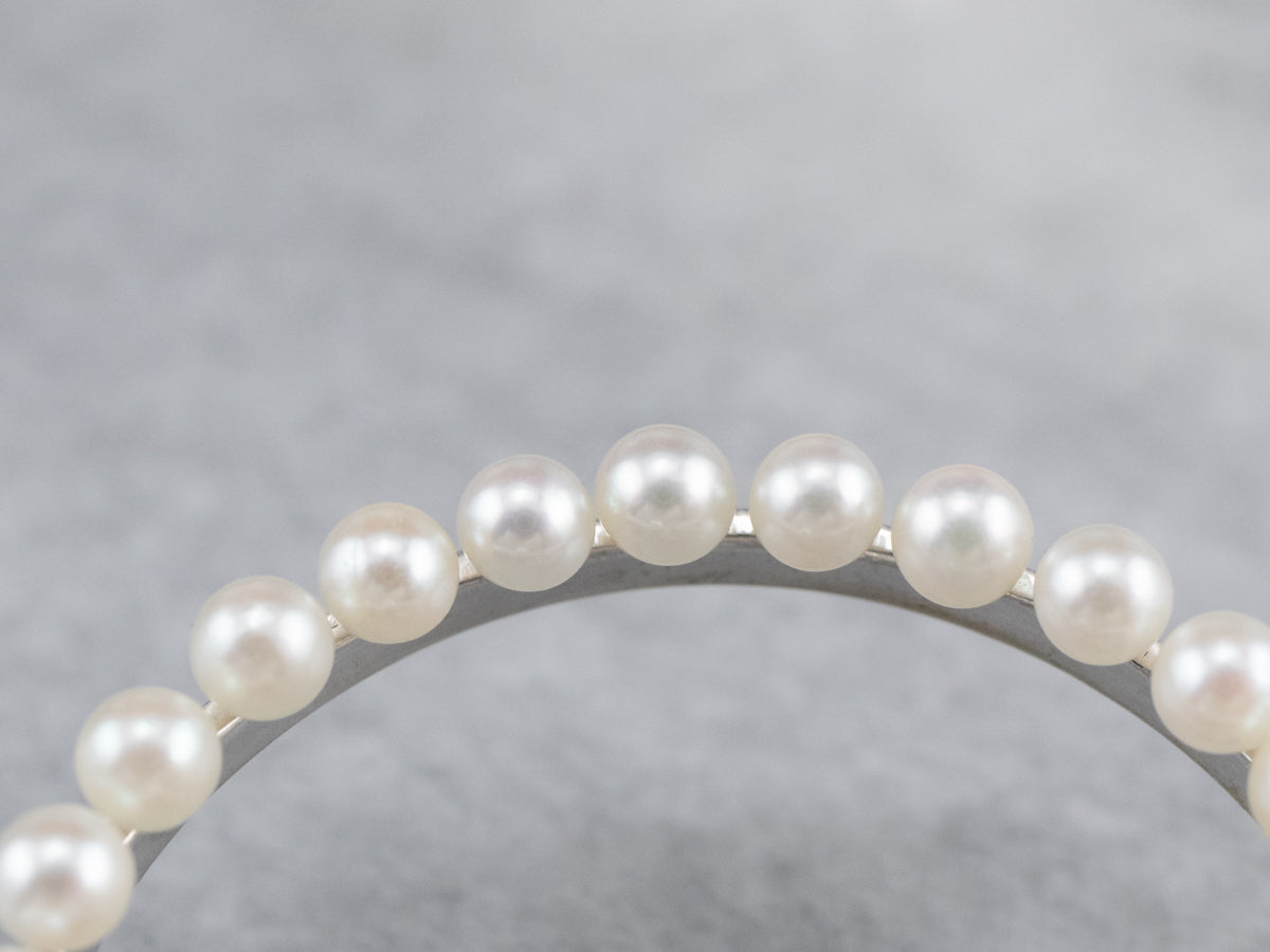 Retro Era Pearl and Diamond Circle Pin