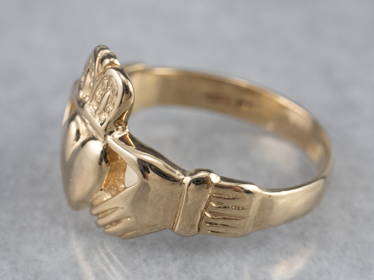Classic 14K Gold Claddagh Ring