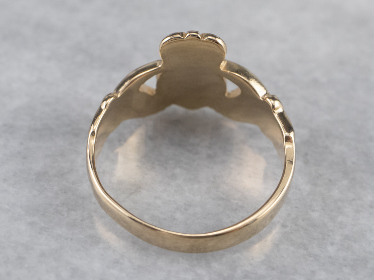 Classic 14K Gold Claddagh Ring