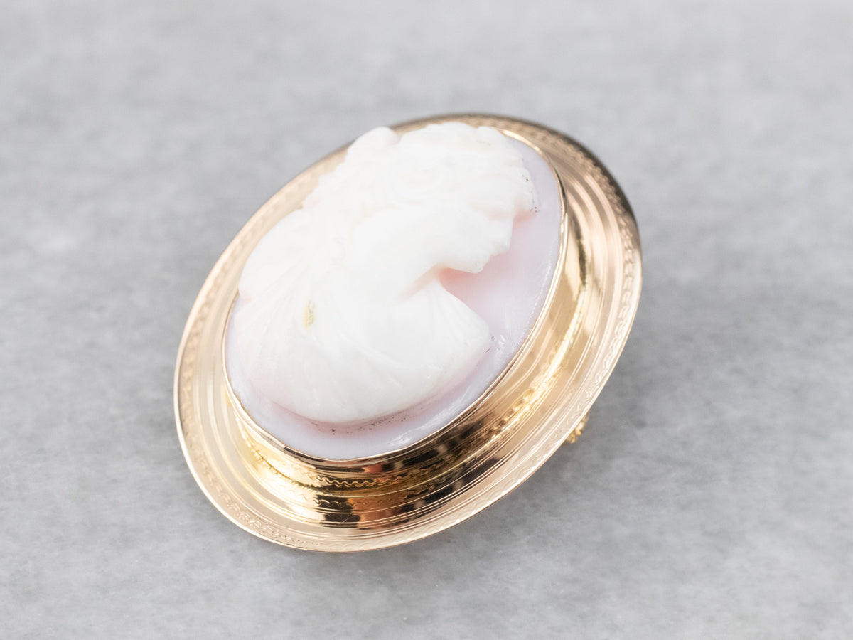 Vintage Pink Shell Cameo Gold Brooch