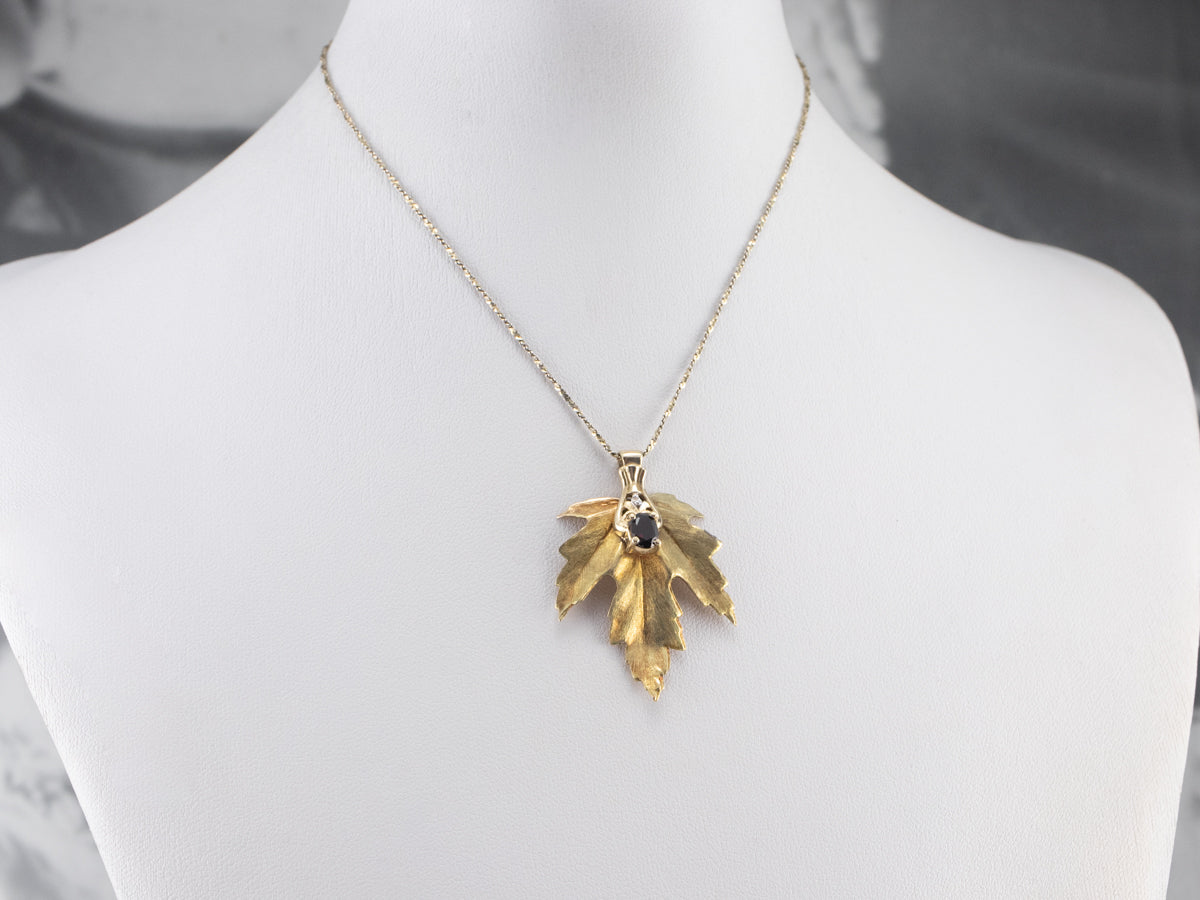 Colgante de hoja de oro granate