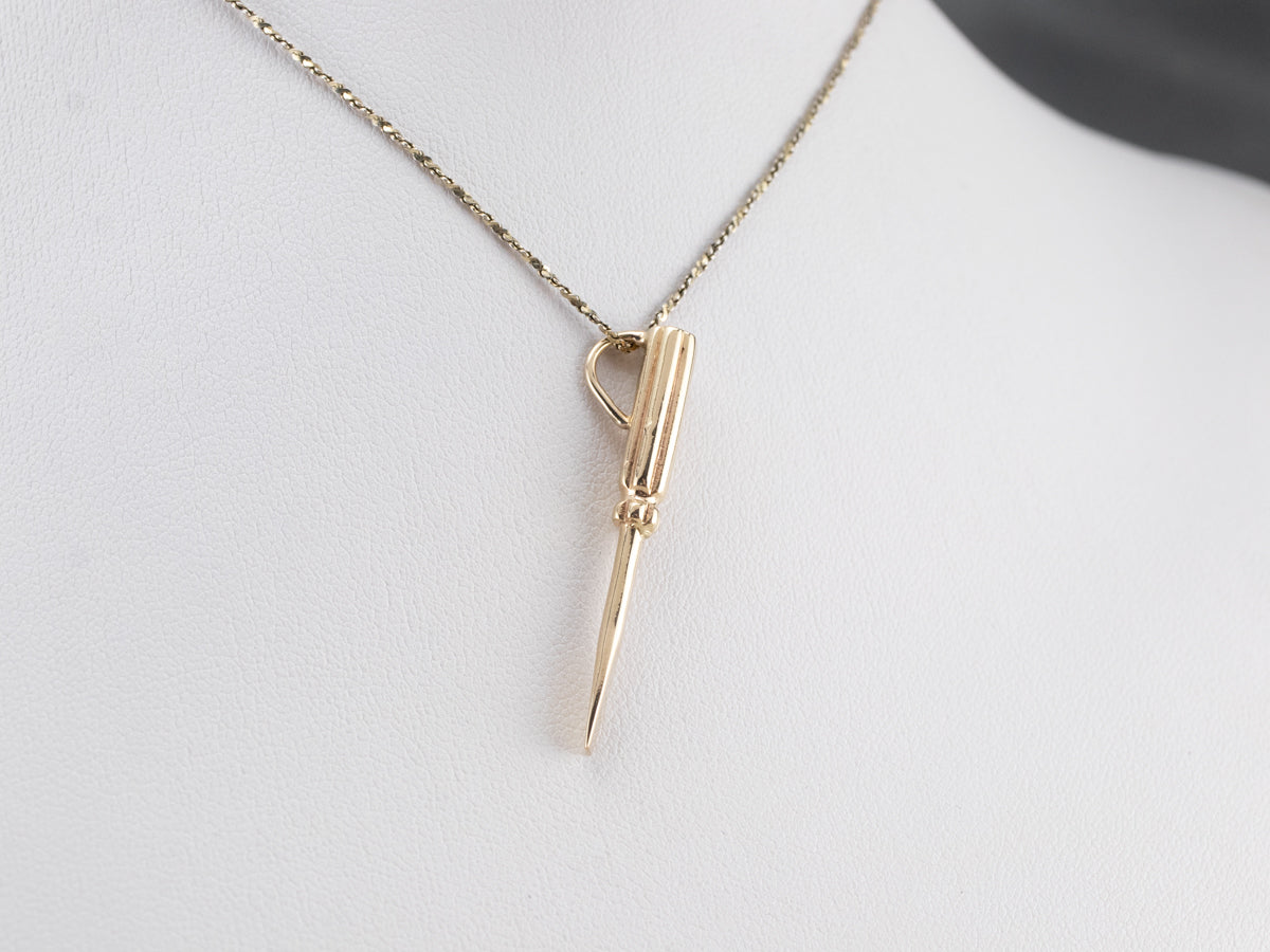 Colgante de destornillador de oro de 14 quilates