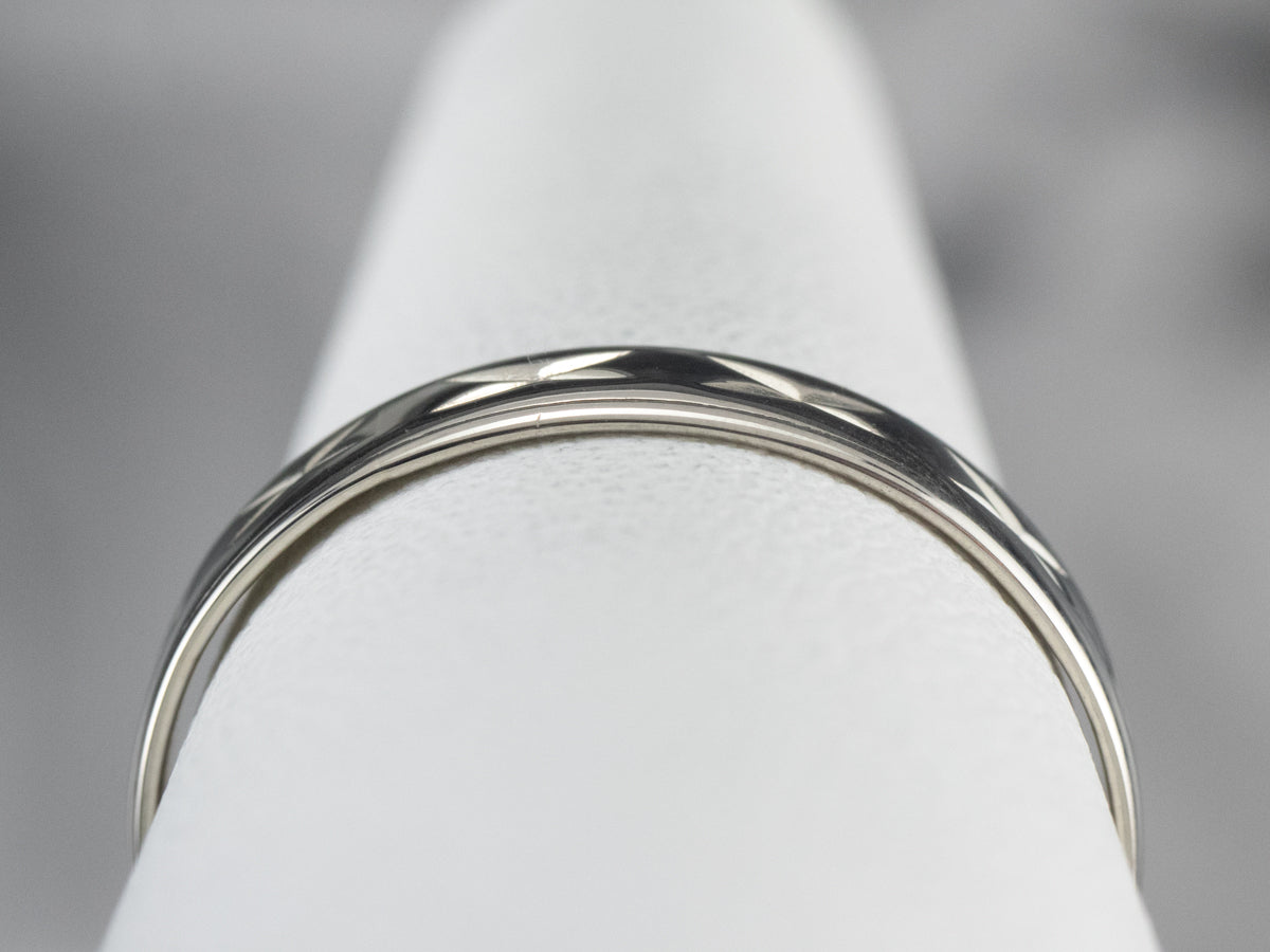 Patterned 18K White Gold Wedding Band