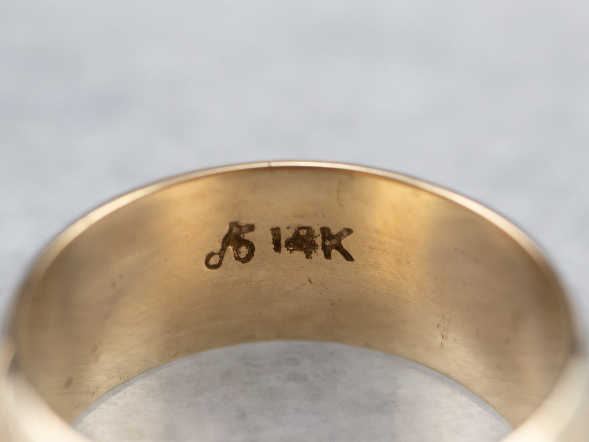 Wide Pattern Edge Gold Band