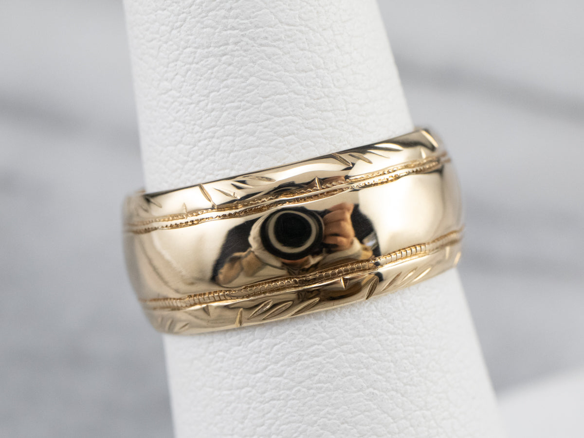 Wide Pattern Edge Gold Band