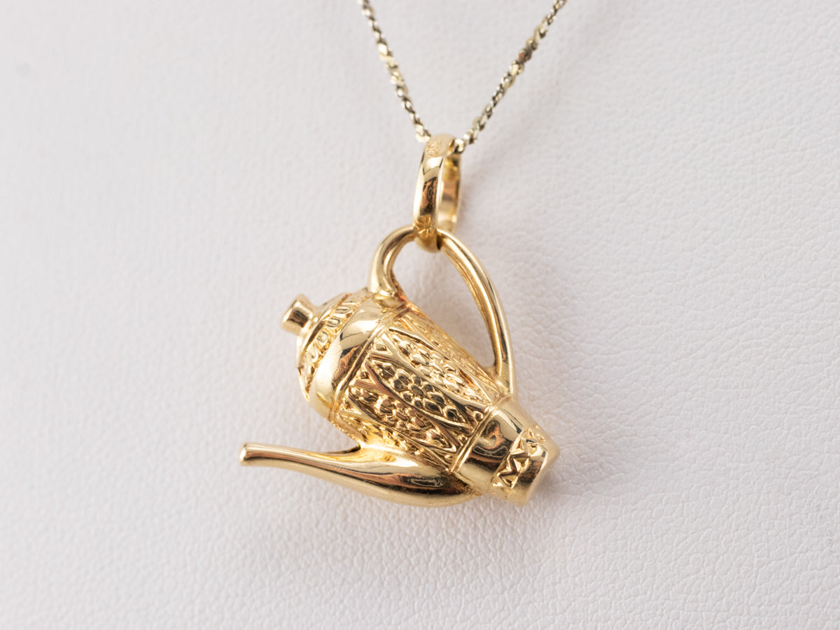 Ornate 18K Gold Teapot Charm